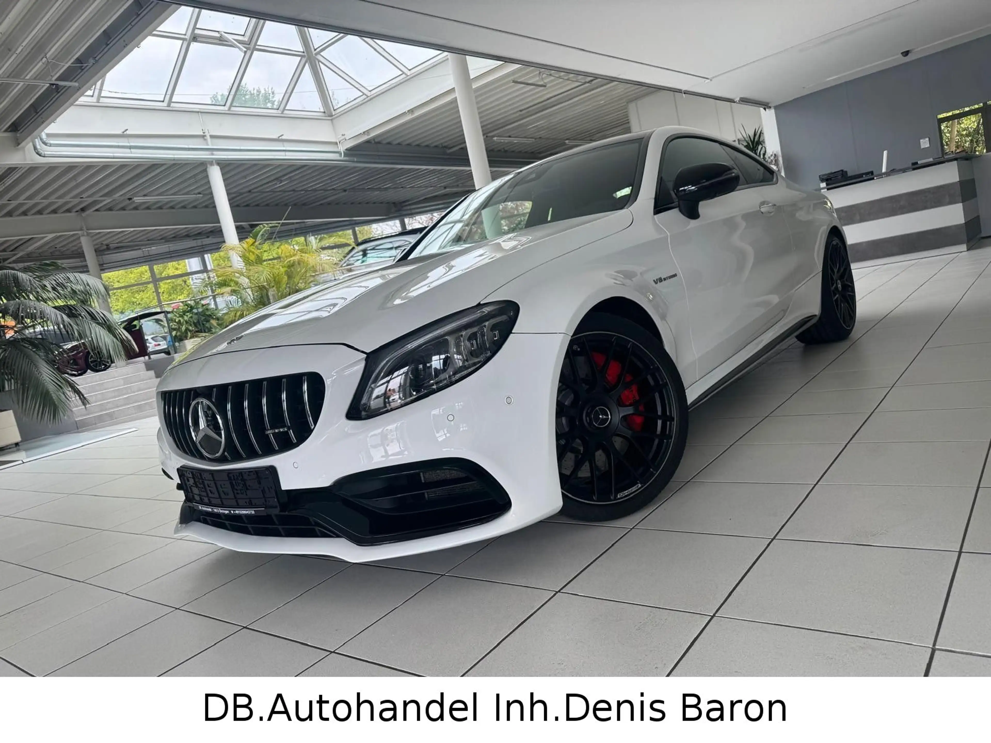 Mercedes-Benz C 63 AMG C 63s Coupé AMG Drivers Package Carbon HUD 360°
