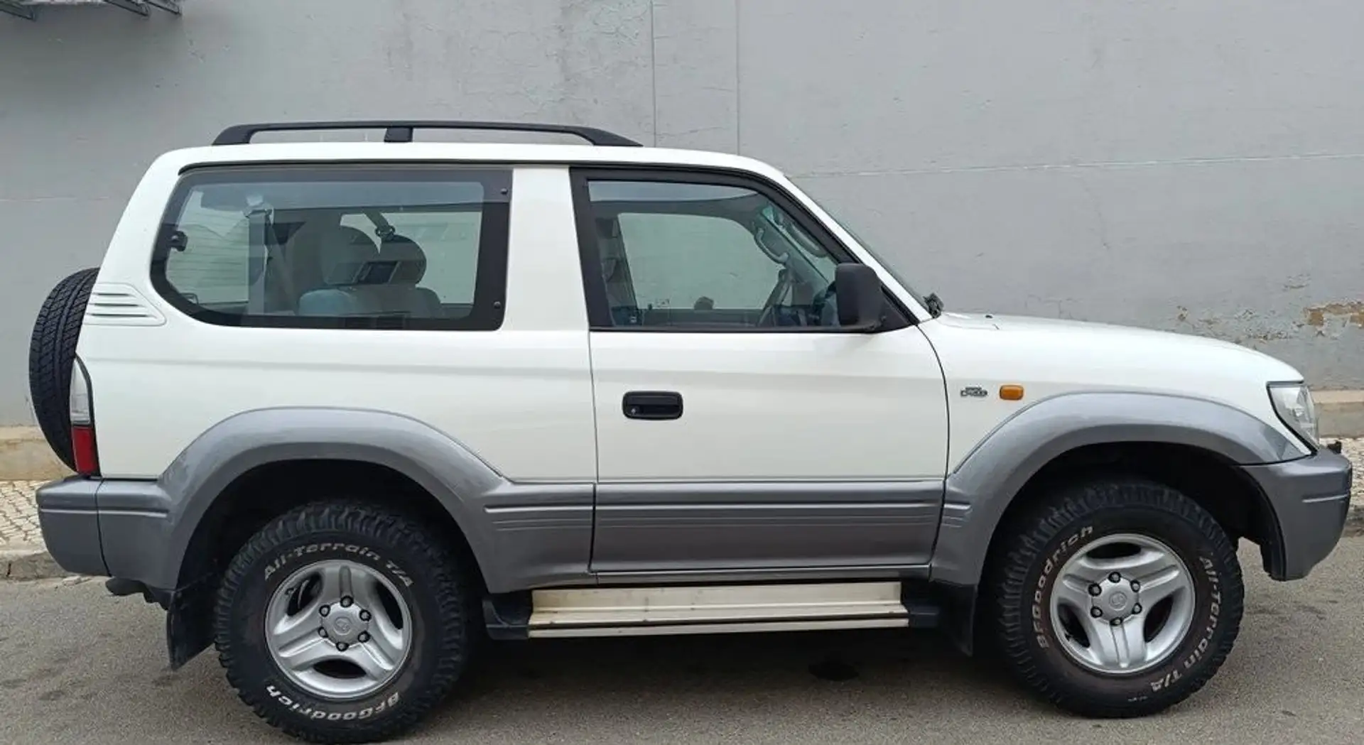 Toyota Land Cruiser 90 GX D4D - 2