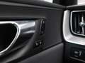 Volvo XC60 2.0 B4 R-Design /  Leder / Facelift Gris - thumbnail 21