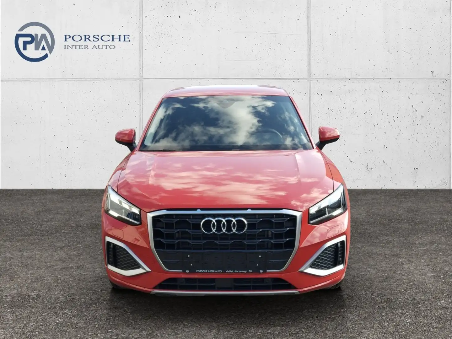 Audi Q2 30 TFSI admired Rot - 2