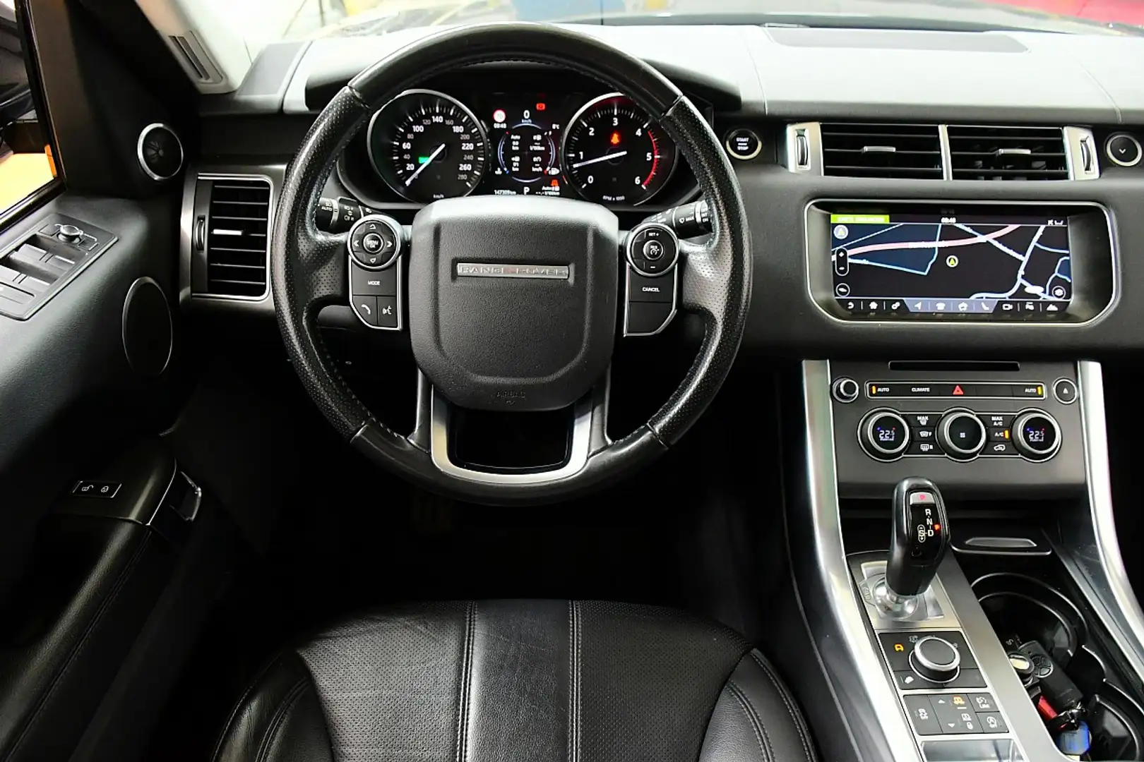 Land Rover Range Rover Sport 3,0 TDV6 SE Schwarz - 2