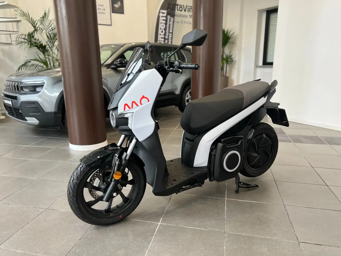 SEAT MO 125 OXYGEN MATT WHITE 100% ELETTRICO Blanc - 2