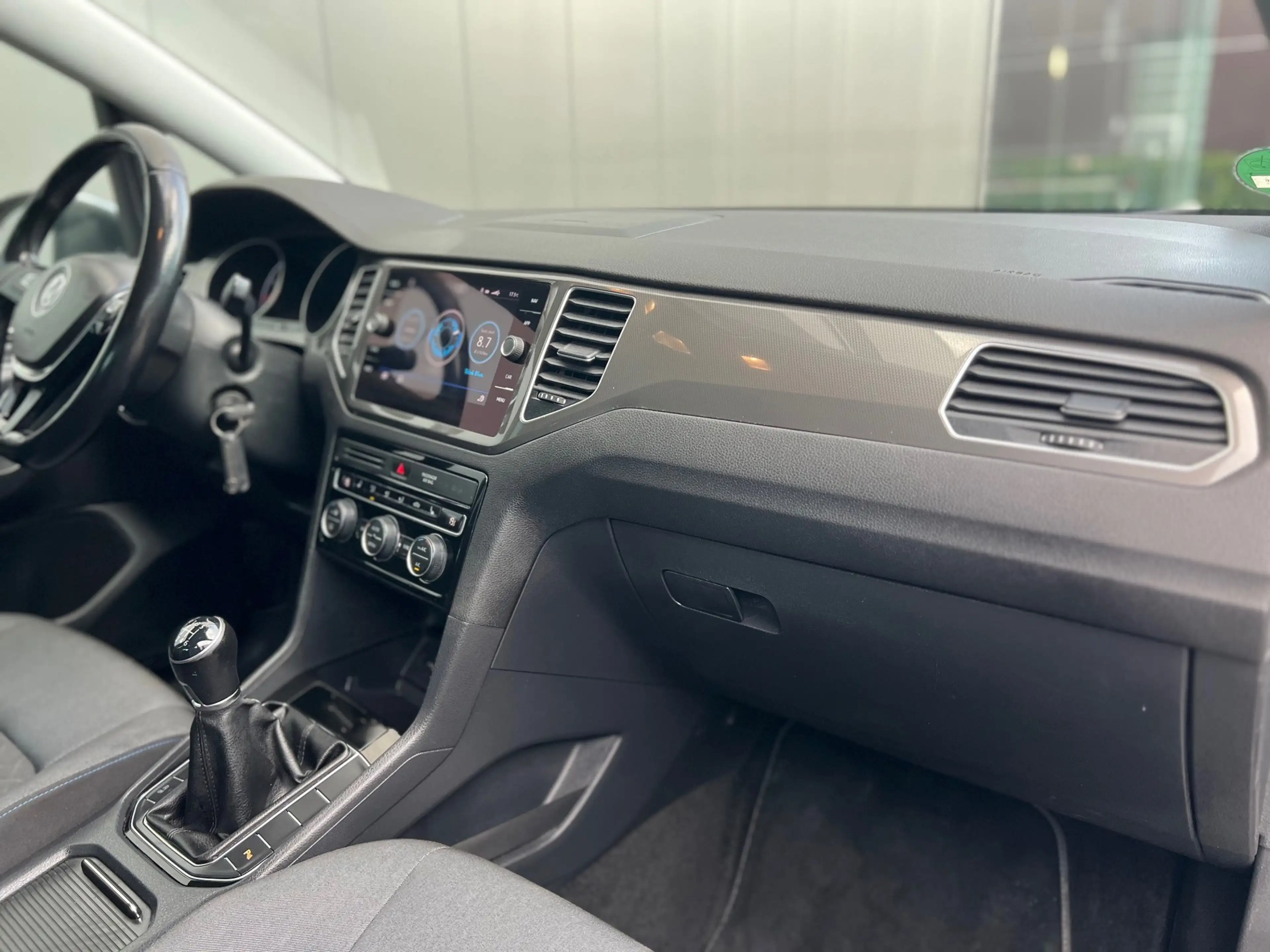Volkswagen Golf Sportsvan 1.0 TSI Highline Edition — photo 15