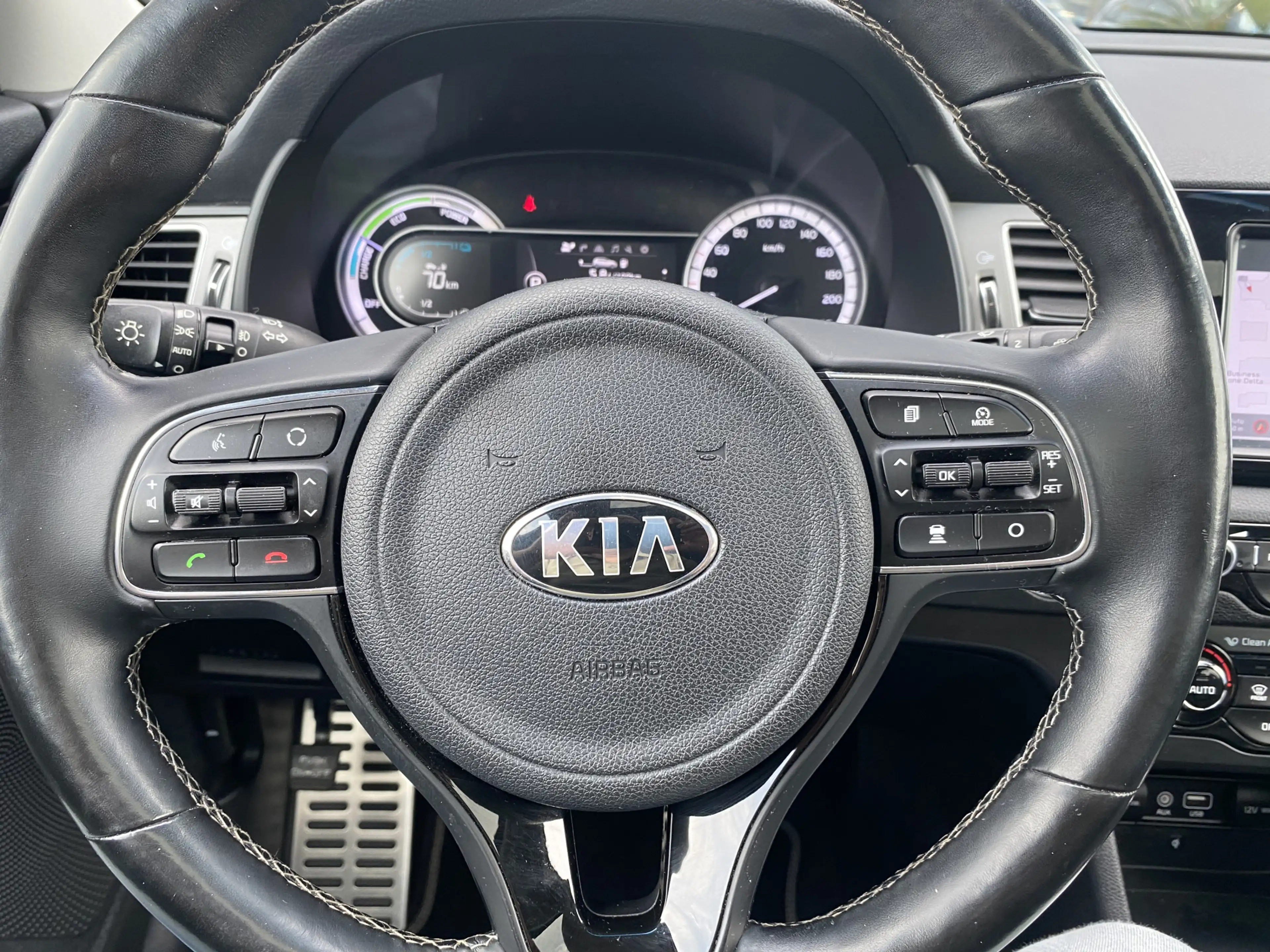 Kia Niro 1.6 GDi Hybrid BusinessLine Stoelverwarming & Stuu — photo 18