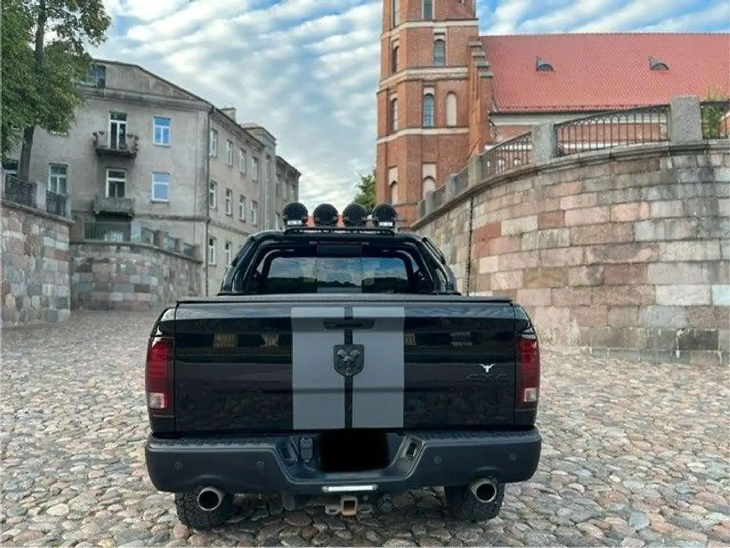 Dodge RAM 5,7 4x4  WARLOCK LED NAVI Schwarz - 2