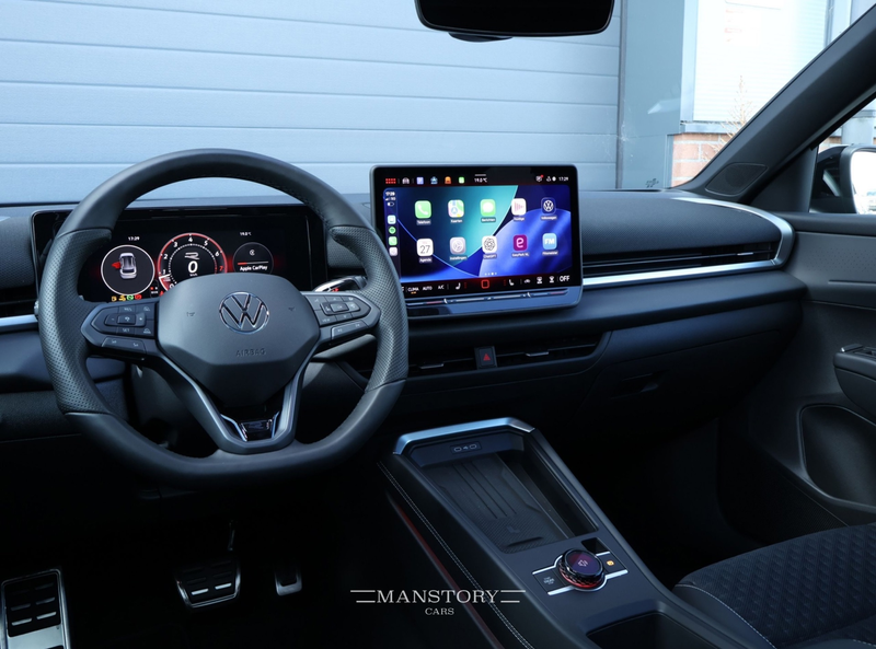 Volkswagen T-Roc 1.5 eTsi R-Line — photo 2