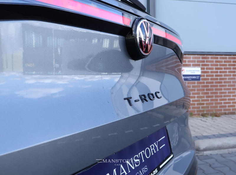 Volkswagen T-Roc 1.5 eTsi R-Line — photo 5