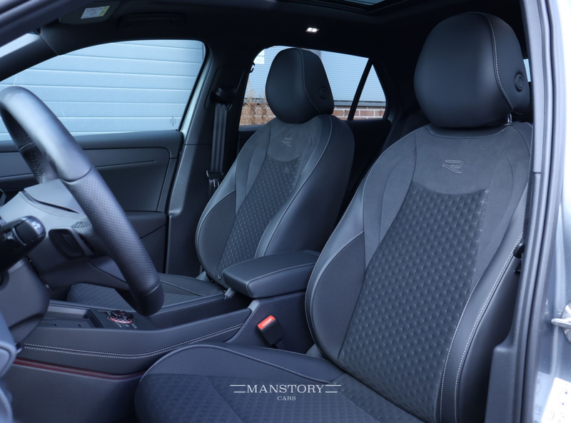 Volkswagen T-Roc 1.5 eTsi R-Line — photo 6