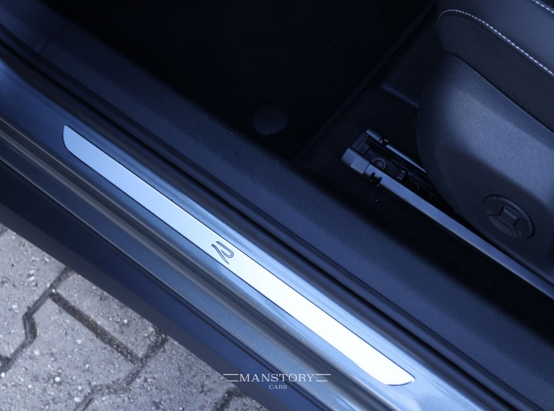 Volkswagen T-Roc 1.5 eTsi R-Line — photo 12