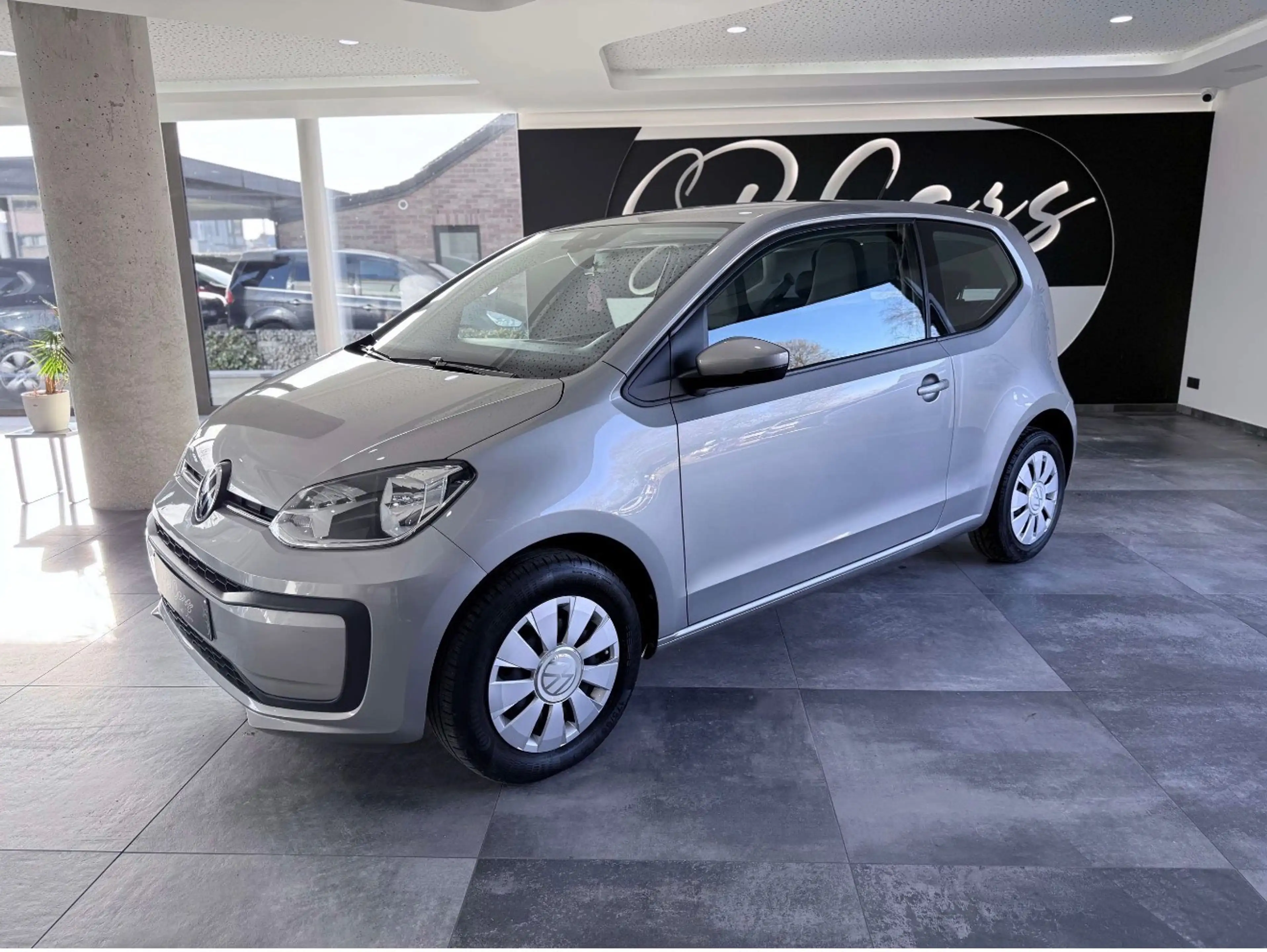 Volkswagen up! Up! 1.0i Up! United — photo 2
