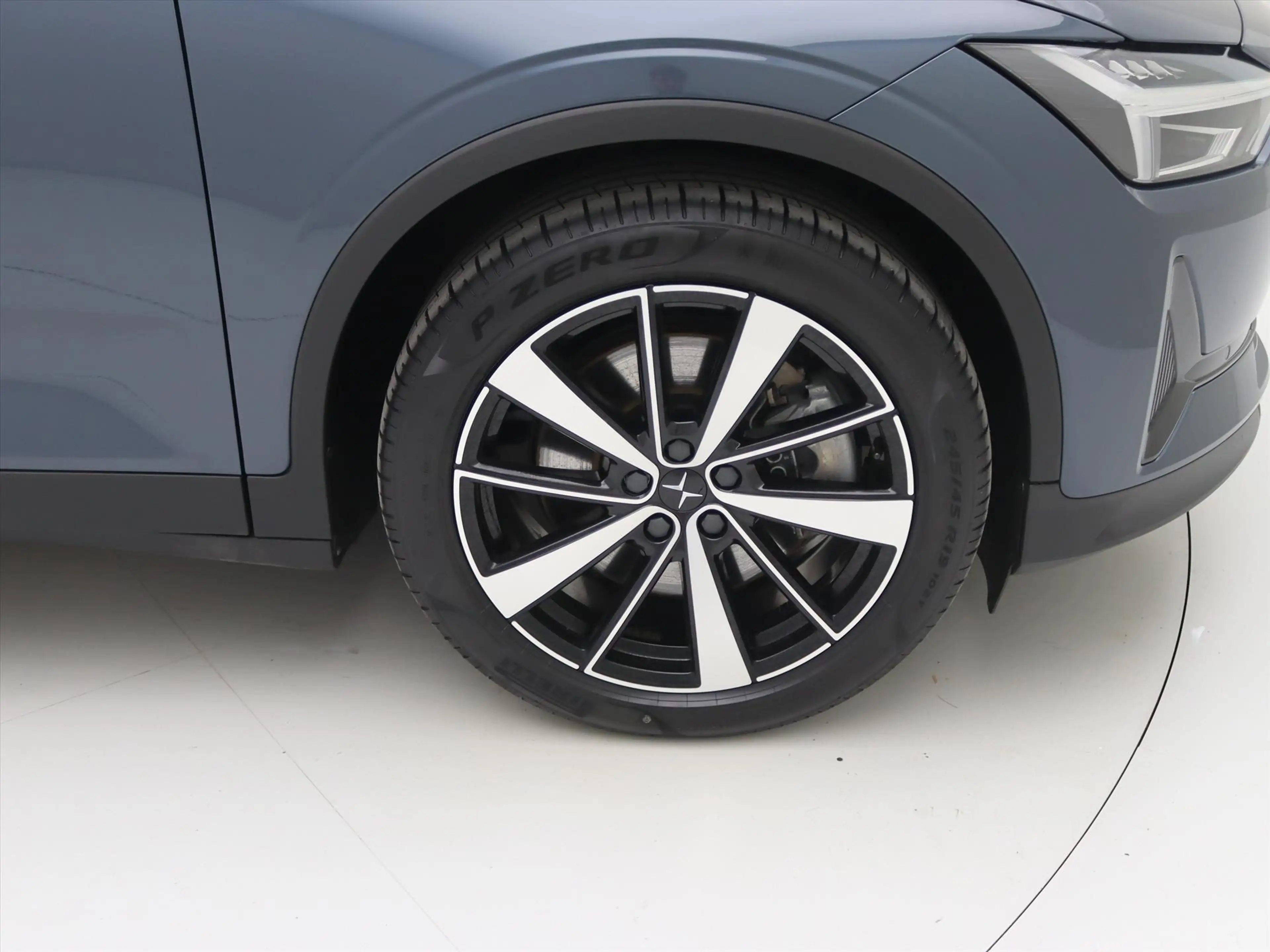 Polestar 2 Standard Range Single Motor 63kWh 225pk 91.65% SoH — photo 36