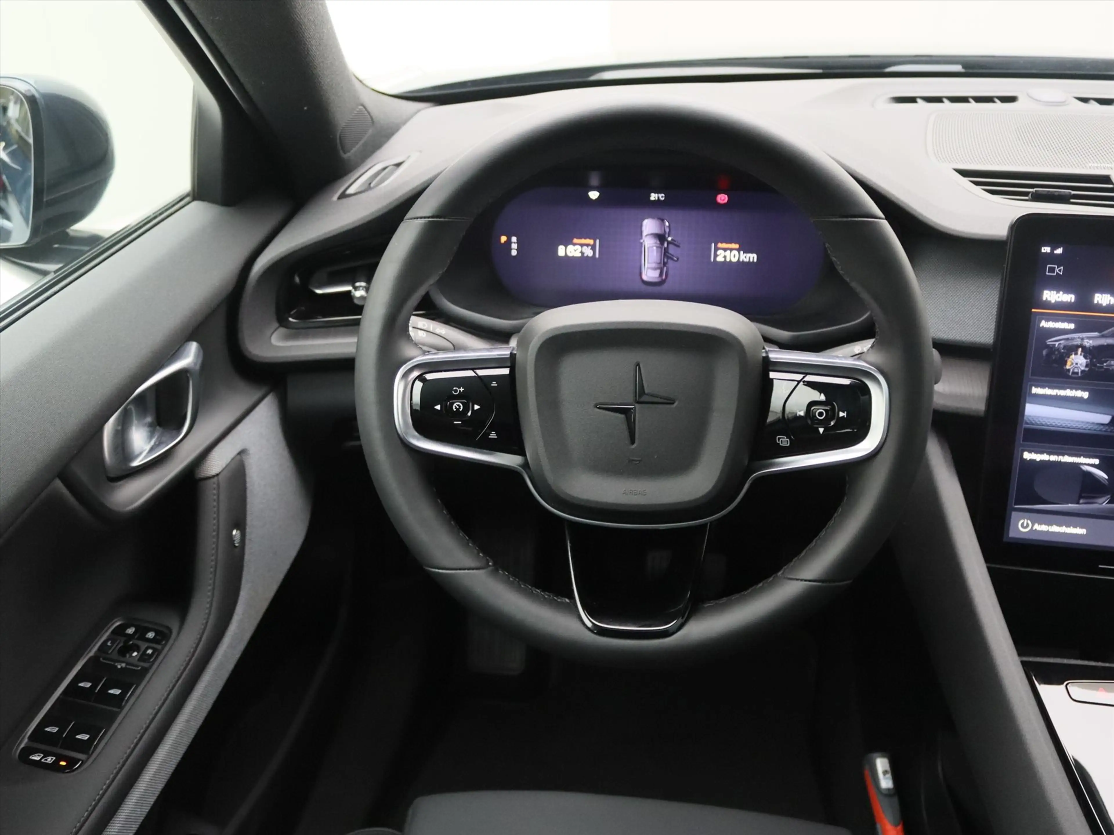 Polestar 2 Standard Range Single Motor 63kWh 225pk 91.65% SoH — photo 25
