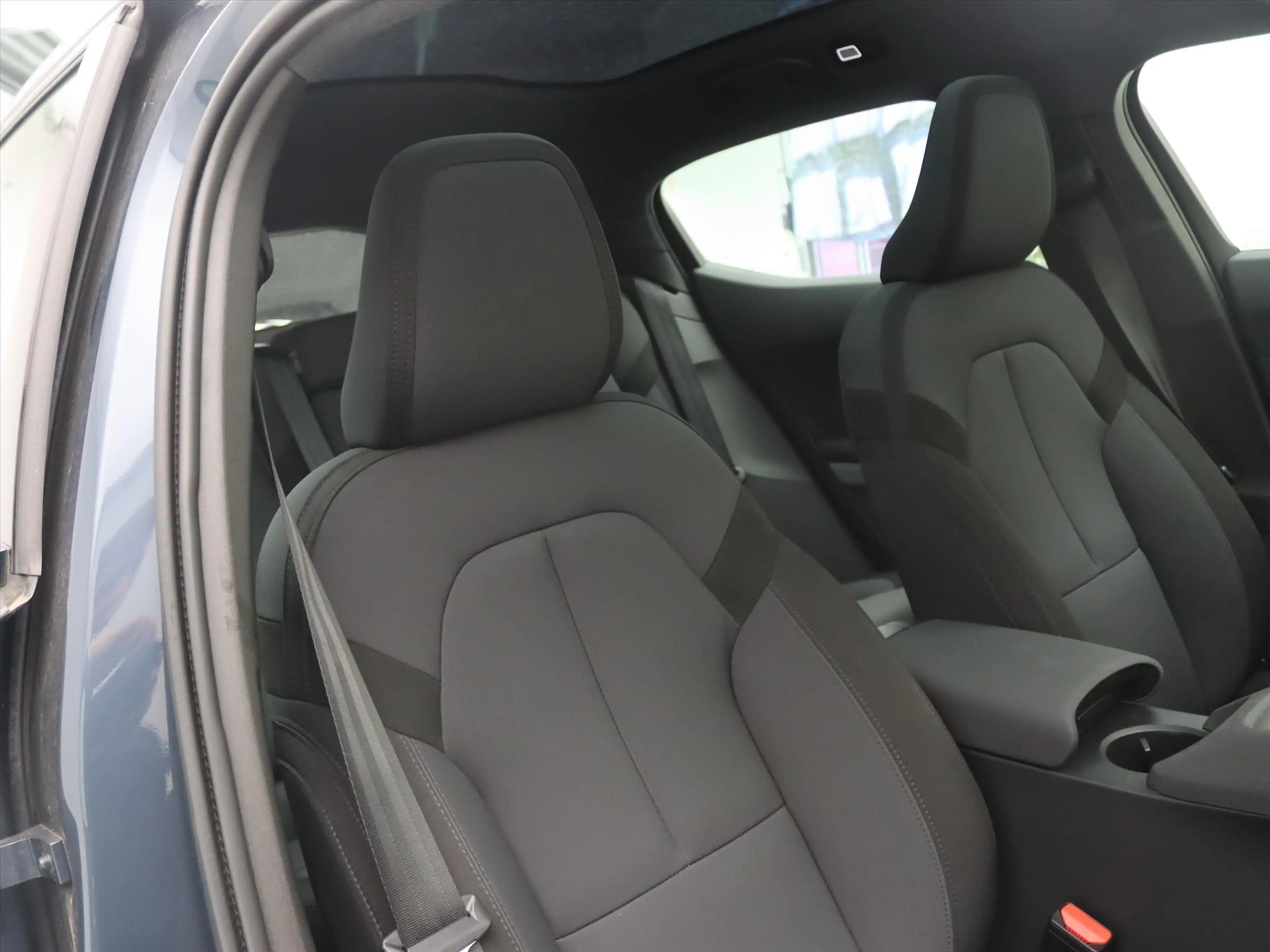Polestar 2 Standard Range Single Motor 63kWh 225pk 91.65% SoH — photo 16