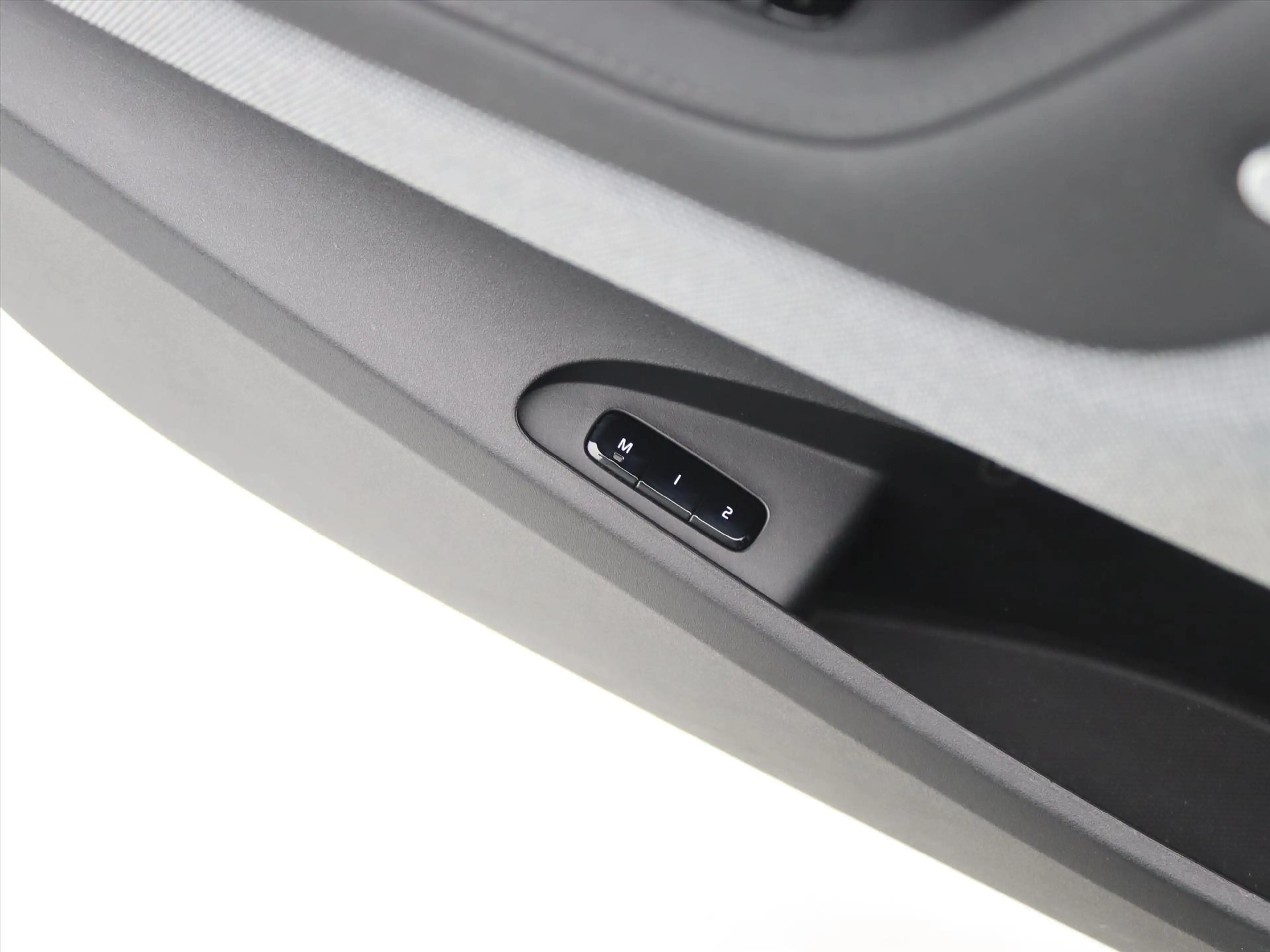 Polestar 2 Standard Range Single Motor 63kWh 225pk 91.65% SoH — photo 35