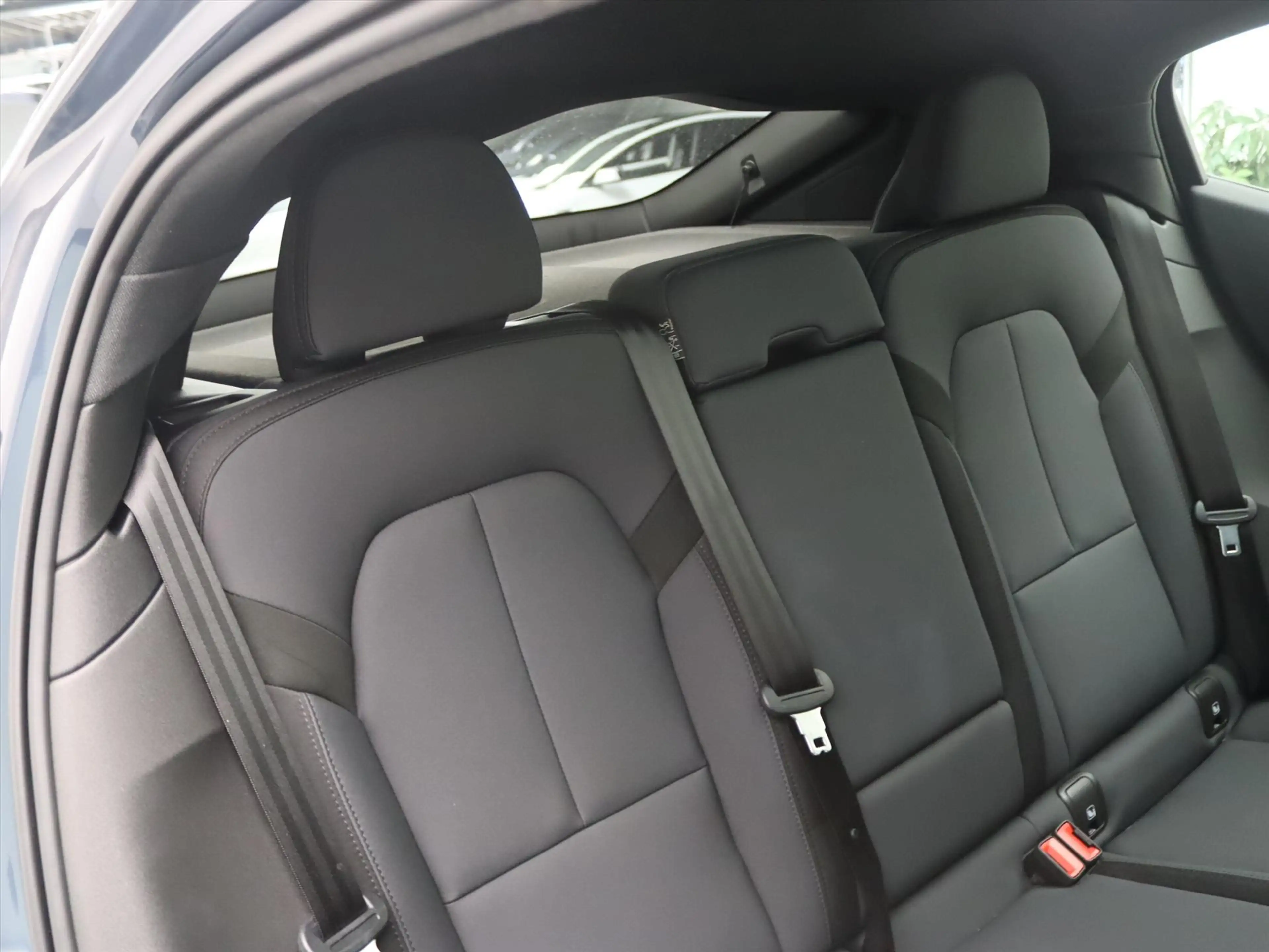 Polestar 2 Standard Range Single Motor 63kWh 225pk 91.65% SoH — photo 13