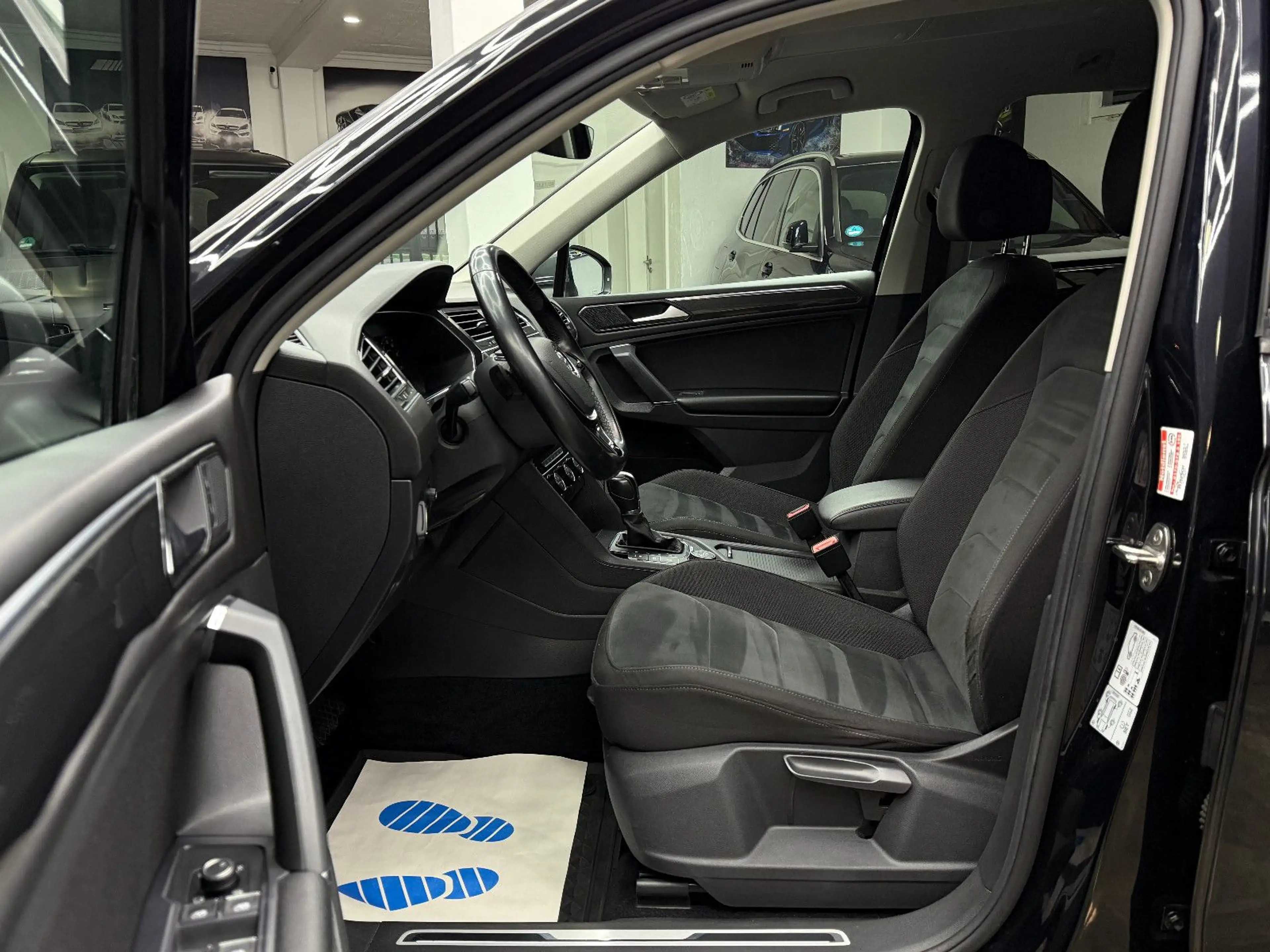 Volkswagen Tiguan Allspace Tiguan 2.0TDI Allspace Highline 4Motion 7-Sitzer — photo 12