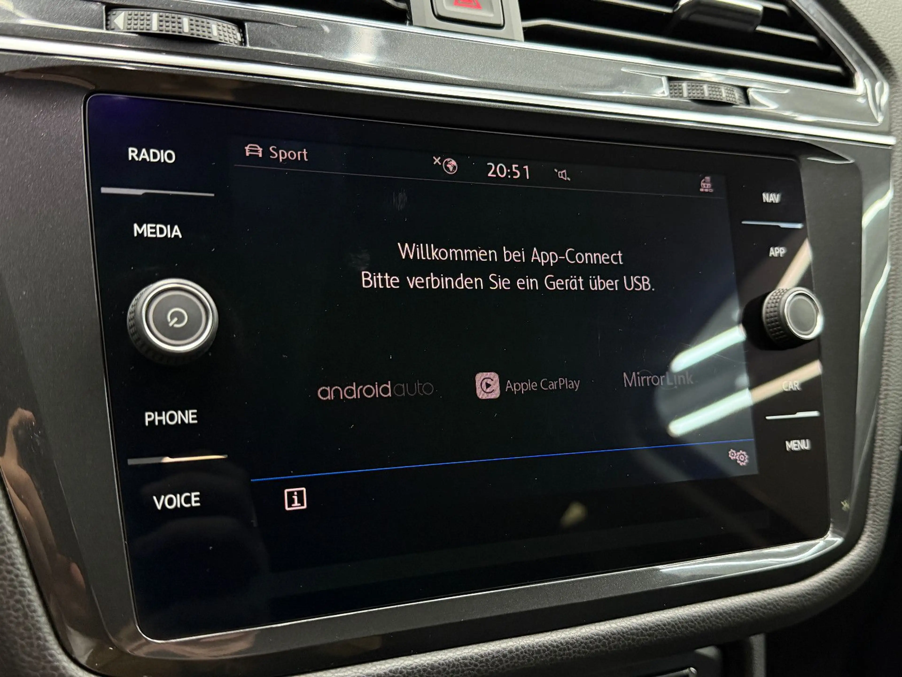 Volkswagen Tiguan Allspace Tiguan 2.0TDI Allspace Highline 4Motion 7-Sitzer — photo 28