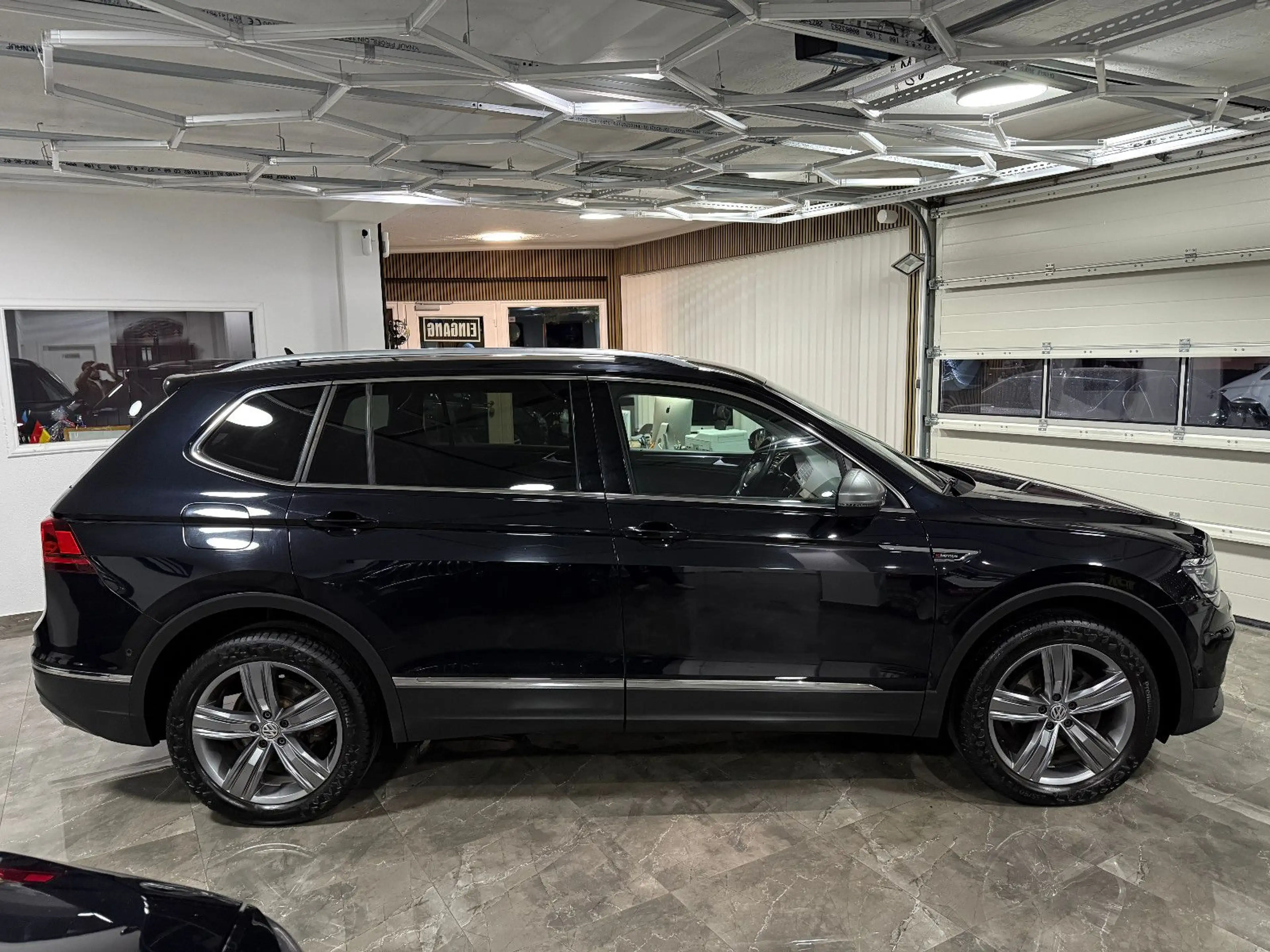 Volkswagen Tiguan Allspace Tiguan 2.0TDI Allspace Highline 4Motion 7-Sitzer — photo 6