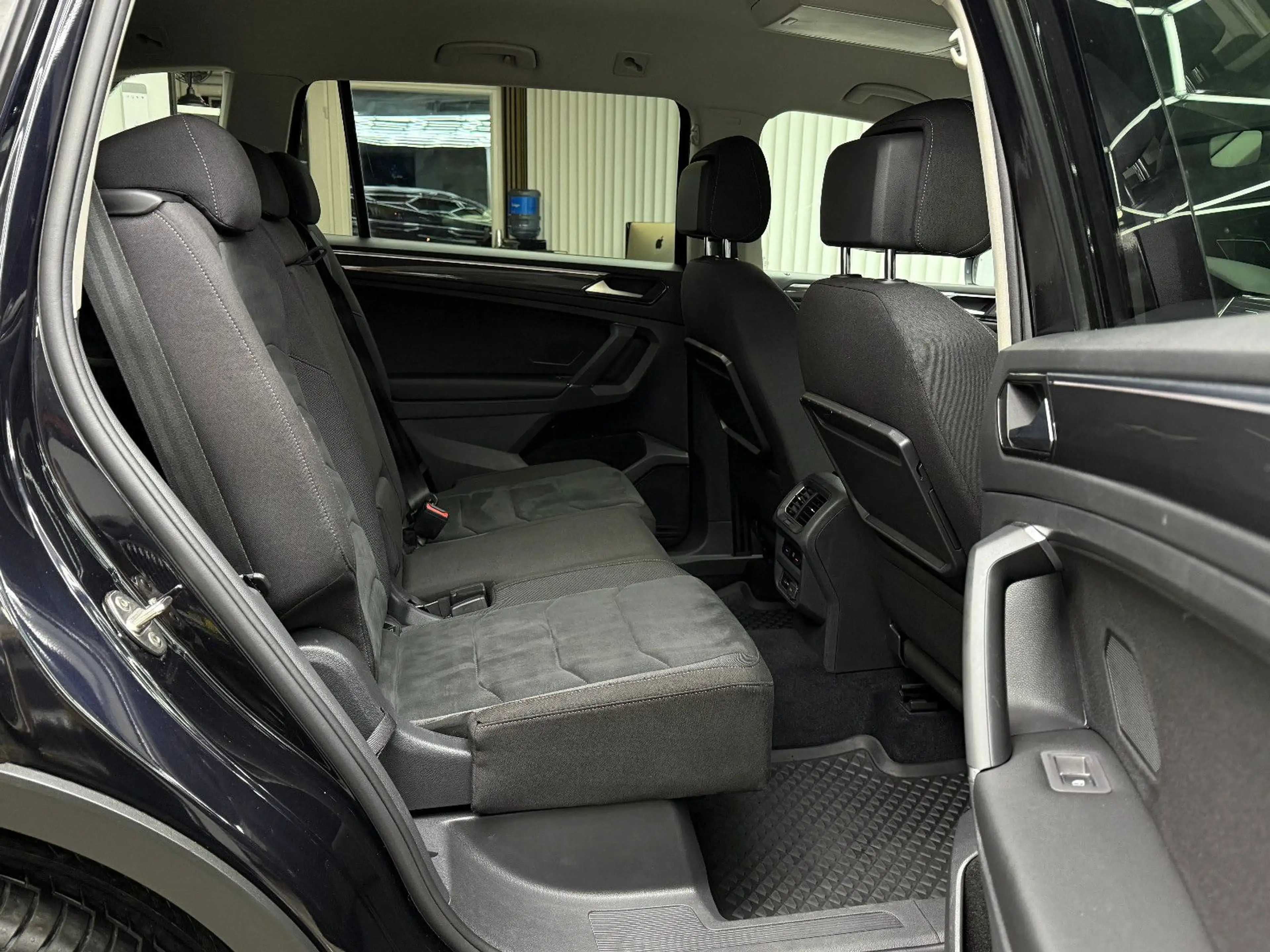 Volkswagen Tiguan Allspace Tiguan 2.0TDI Allspace Highline 4Motion 7-Sitzer — photo 17