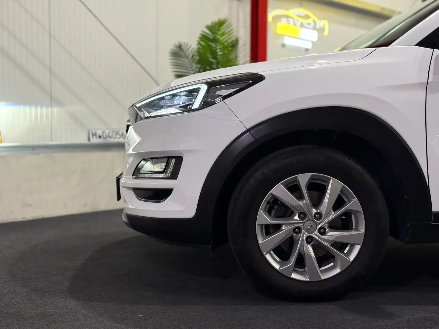 Hyundai TUCSON Trend 4WD*KAMERA*ALLRAD*CARPLAY*AHK*SHZG Blanc - 2