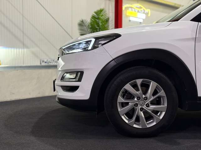 Hyundai TUCSON Trend 4WD*KAMERA*ALLRAD*CARPLAY*AHK*SHZG