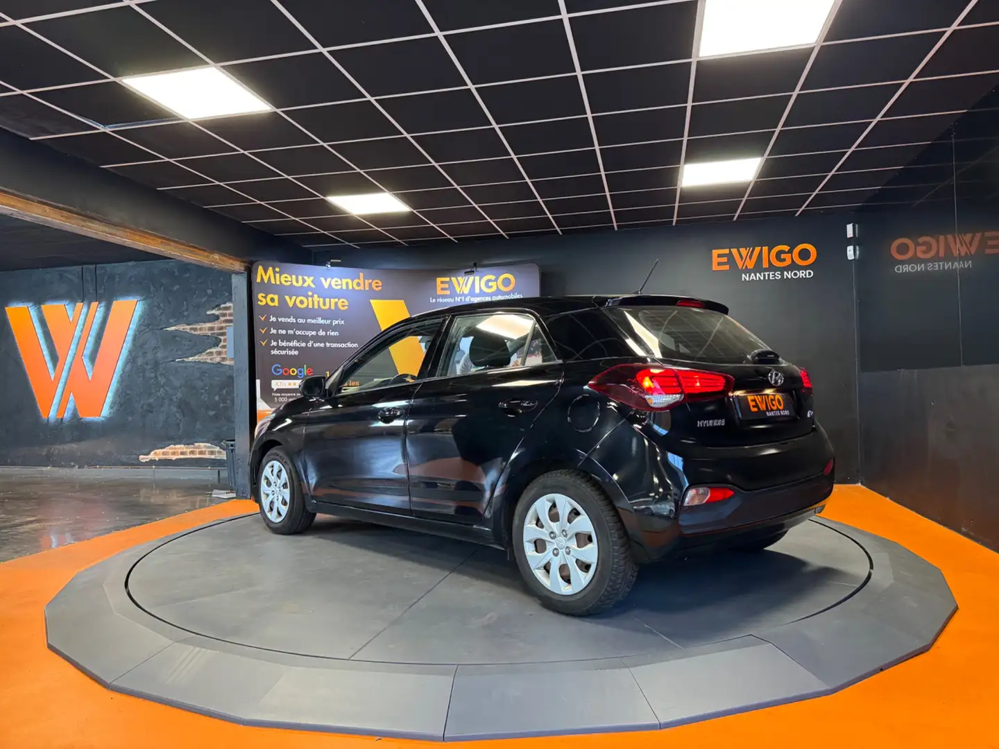 Hyundai i20 1.2 75 INITIA //START & STOP - 2