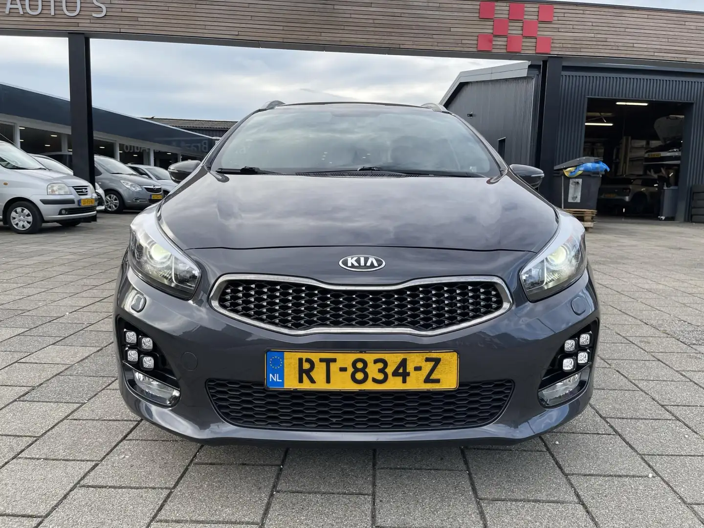 Kia Ceed SW / cee'd SW Sportswagon 1.0 T-GDi GT l PANO l STOELVERW. l RIJ Grijs - 2