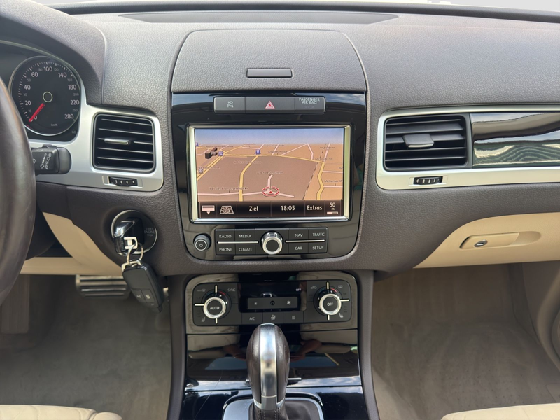 Volkswagen Touareg V6 TDI * 245 PS * R-Line * Standhzg. * — photo 17
