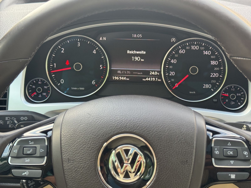 Volkswagen Touareg V6 TDI * 245 PS * R-Line * Standhzg. * — photo 16