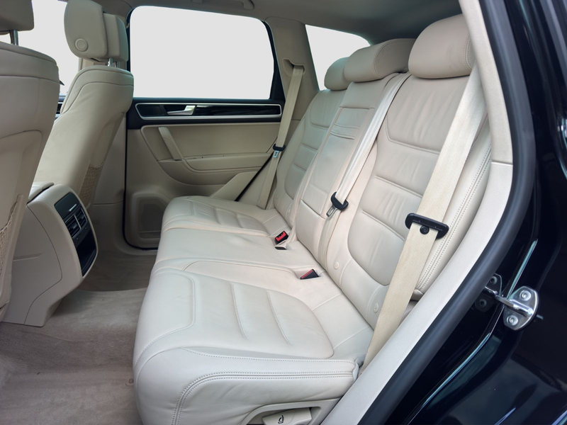 Volkswagen Touareg V6 TDI * 245 PS * R-Line * Standhzg. * — photo 25