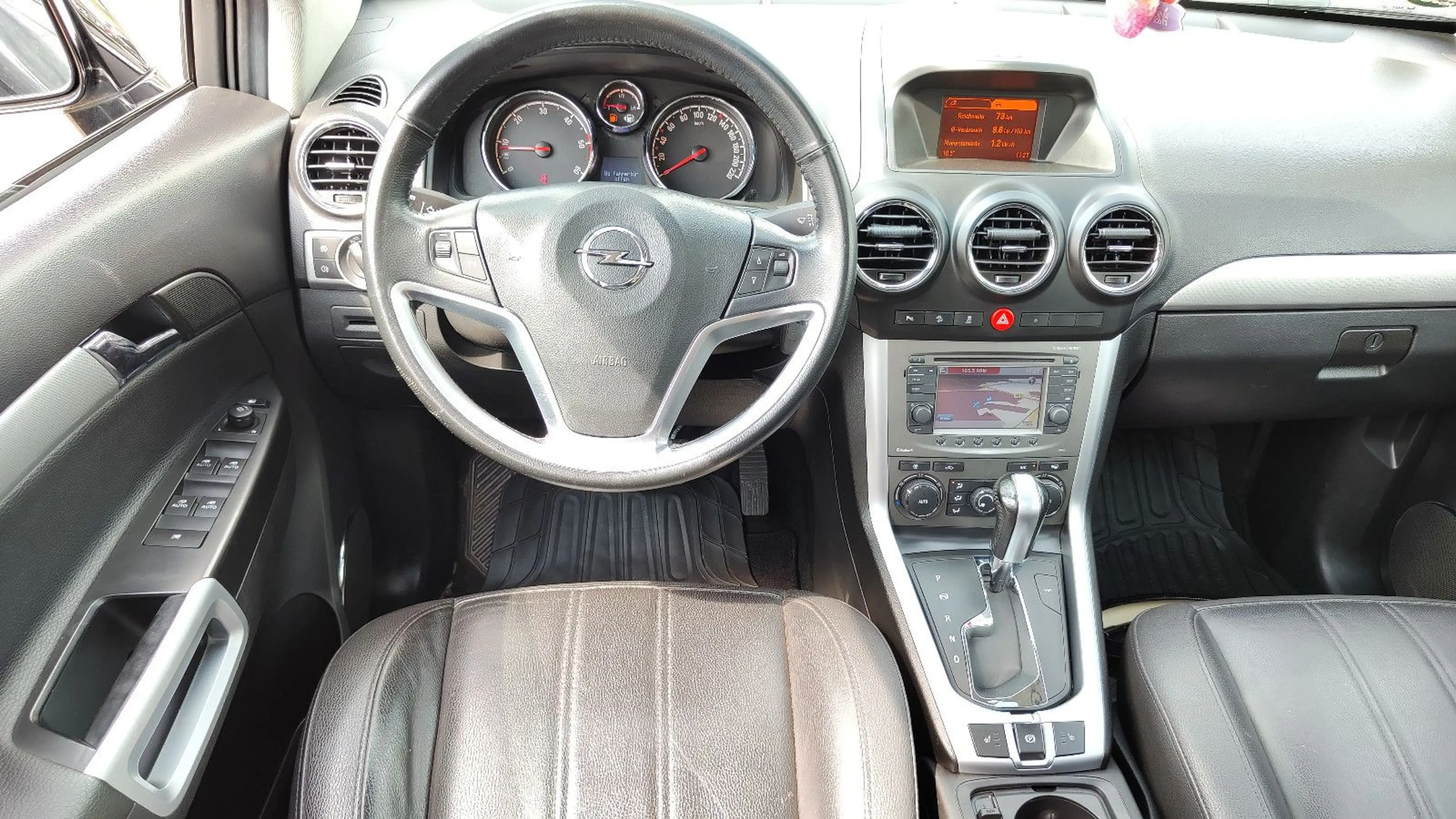 Opel Antara Selection Automatik* Leder* Navi* 19Zoll* — photo 17