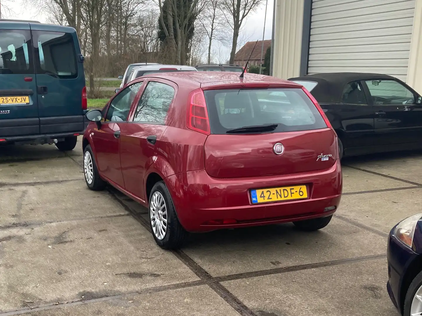 Fiat Punto Punto 1.2 Actual Rood - 2