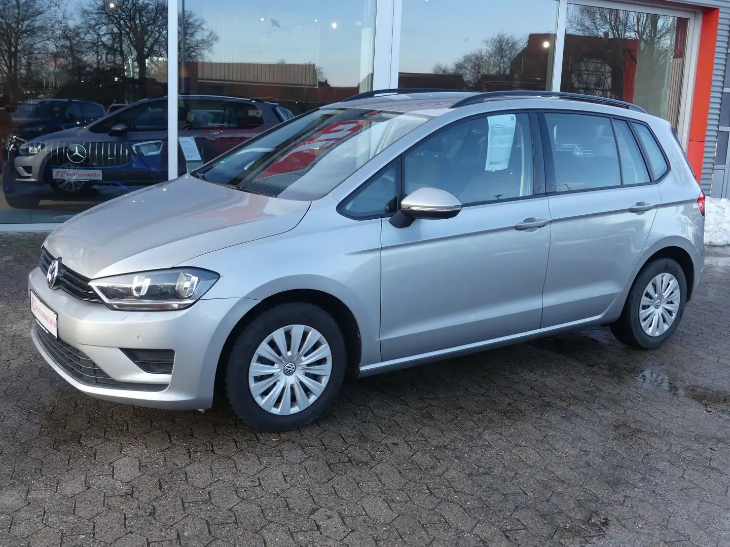 Volkswagen Golf Sportsvan VII*PDC*Sitzheizung*8-fach Silber - 2