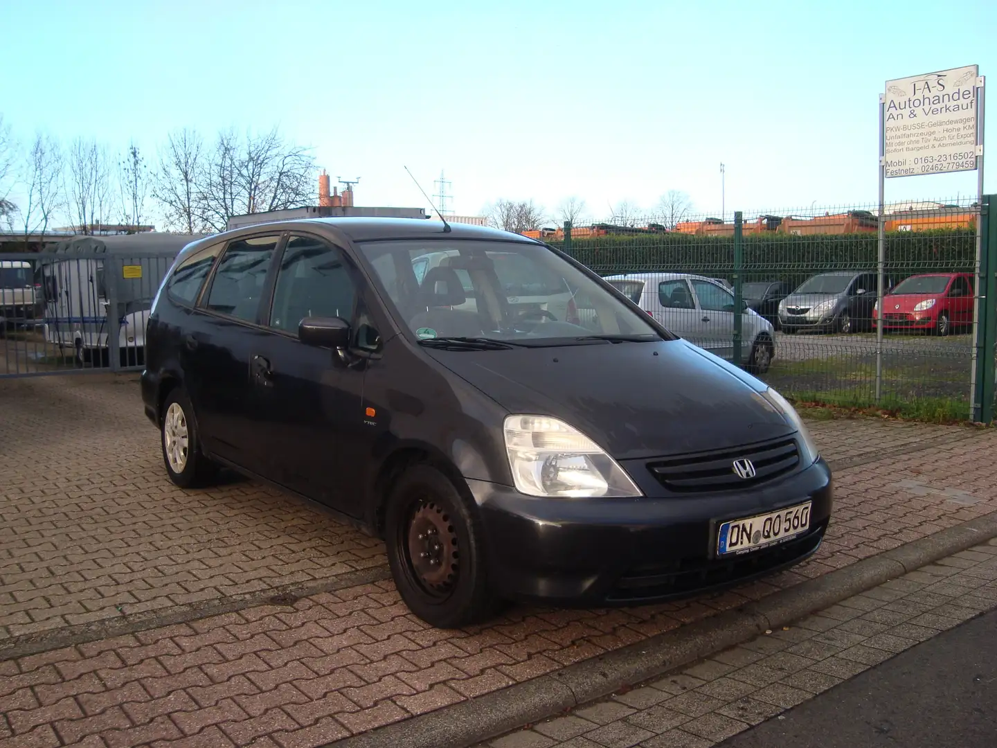 Honda Stream Stream 7 sitzer LS Černá - 1