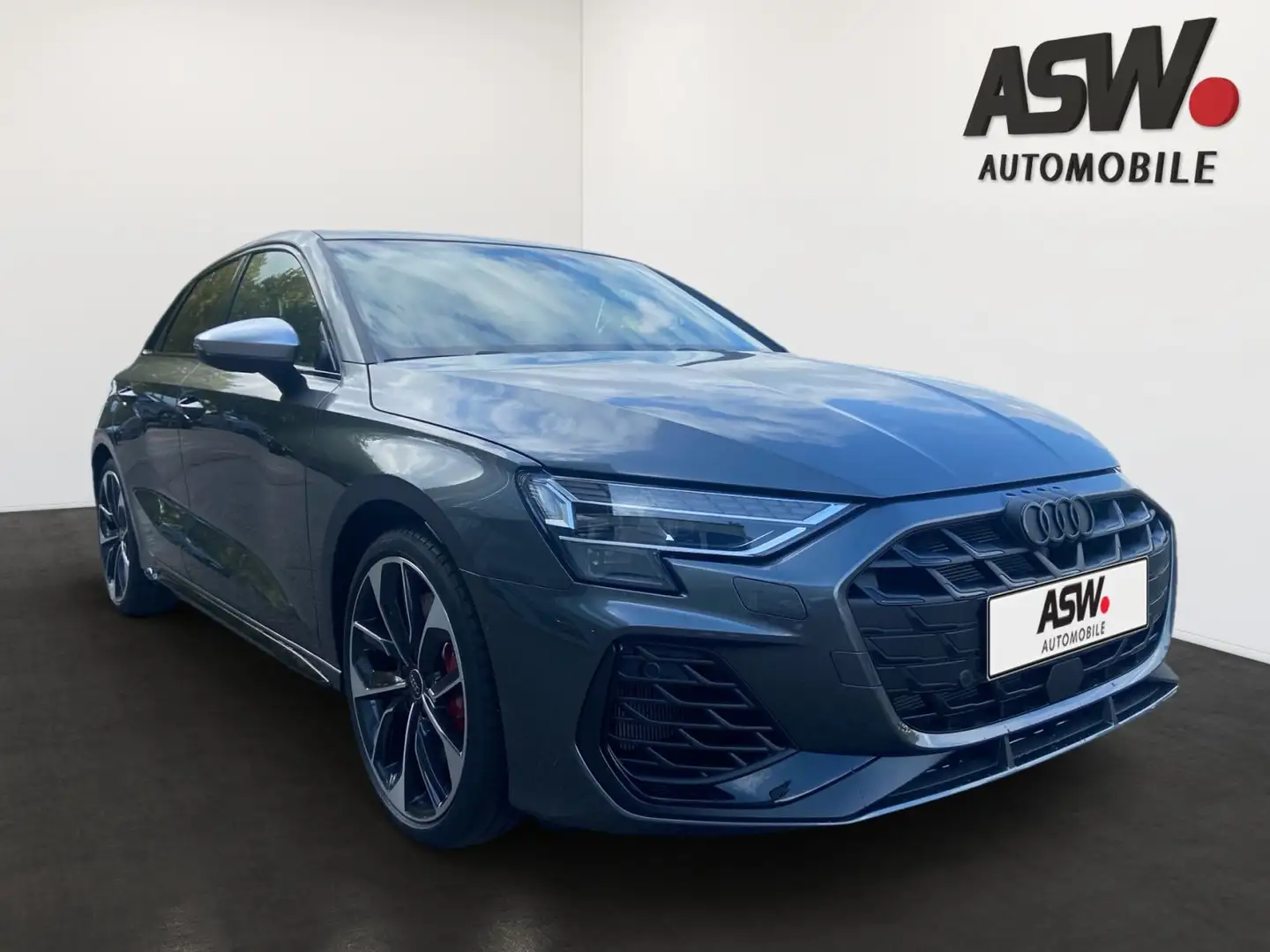 Audi S3 TFSI 245(333) kW(PS) S tronic Grau - 2