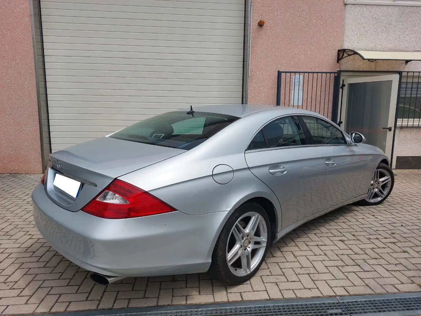 Mercedes-Benz CLS 350 V6 272CV  AMG SPORT NAVY TEL.!!!! Argintiu - 1