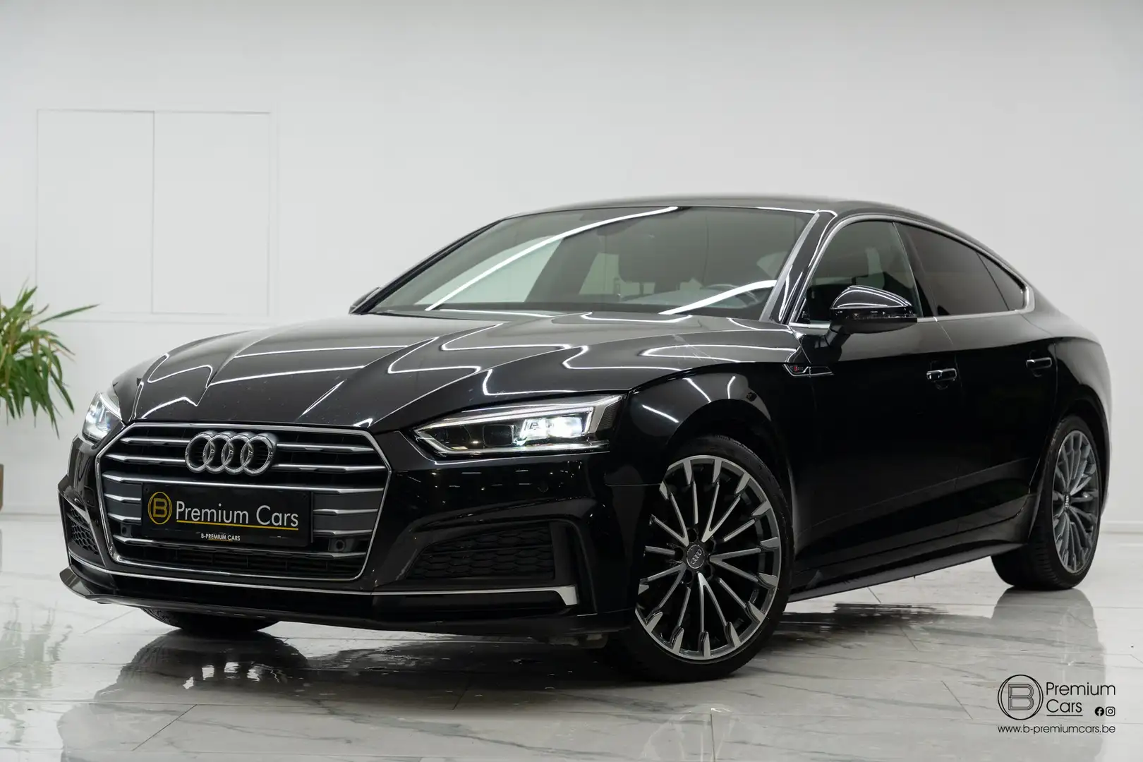 Audi A5 2.0TFSI G-tron sportback 3x S-line! Virtual, Led! Zwart - 1