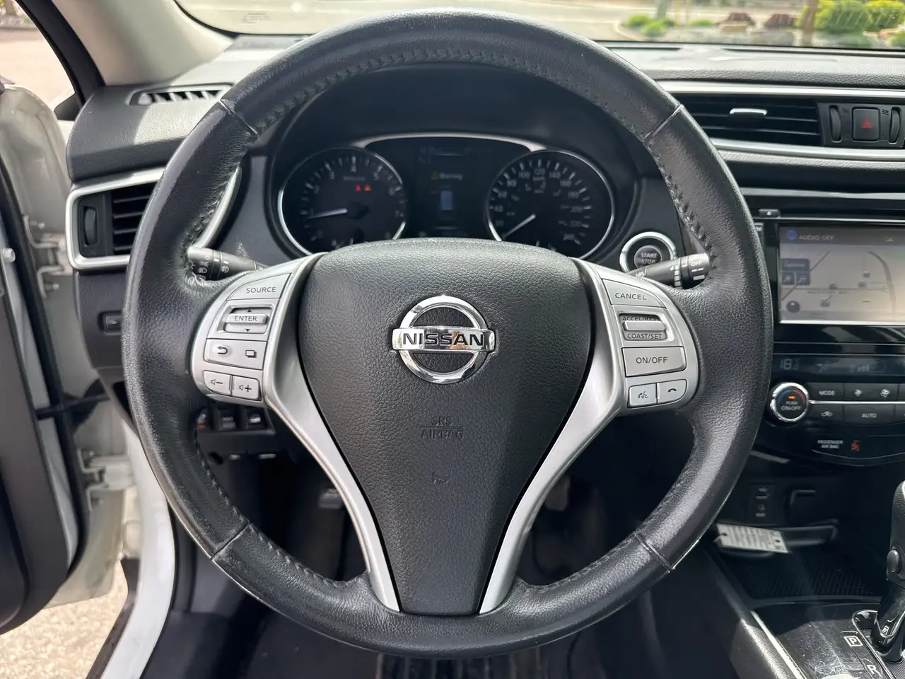 Nissan Rogue fotografie Nissan Rogue