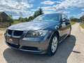 BMW 320 i Lim*SHZ*Xen*AC*8x*Alu*T-Leder*Scheckheft* Schwarz - thumbnail 2