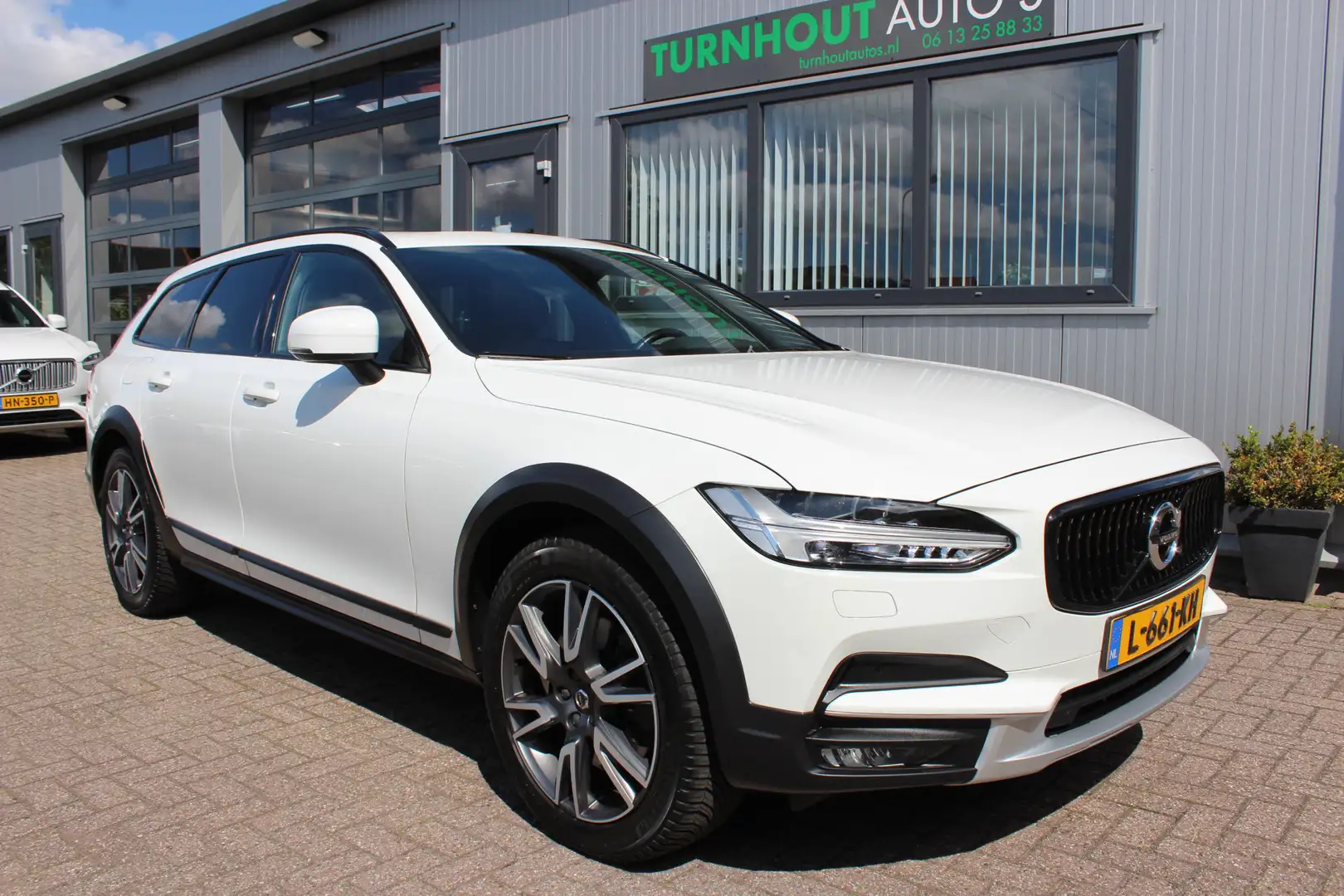 Volvo V90 Cross Country 2.0 D4 AWD I Adapt.Cruise | Pilot assist I Blis | Wit - 1