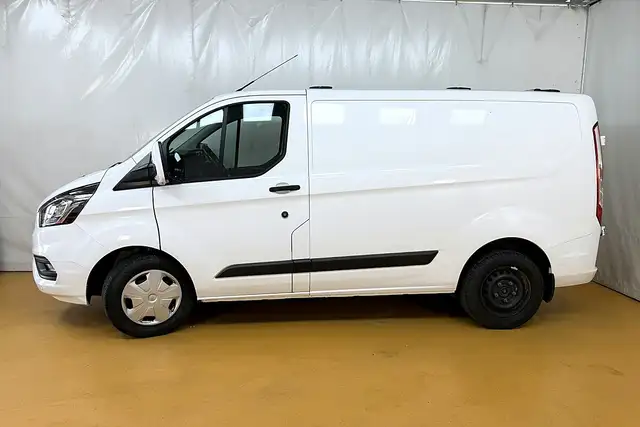 Ford Transit Custom view 4