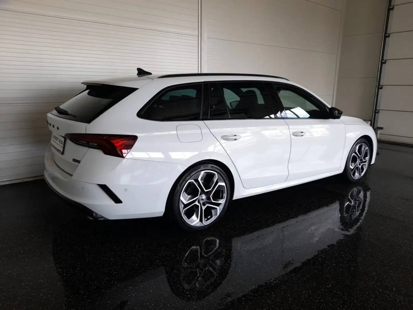 Skoda Octavia Combi "RS EDITION" 2,0 TDI DSG *19 ZOLL / RS-EXKLUSIV INTERIEUR / STANDHZG / DCC / MATRIX-LED / HEAD-UP / 360° KAMERA* Weiß - 2