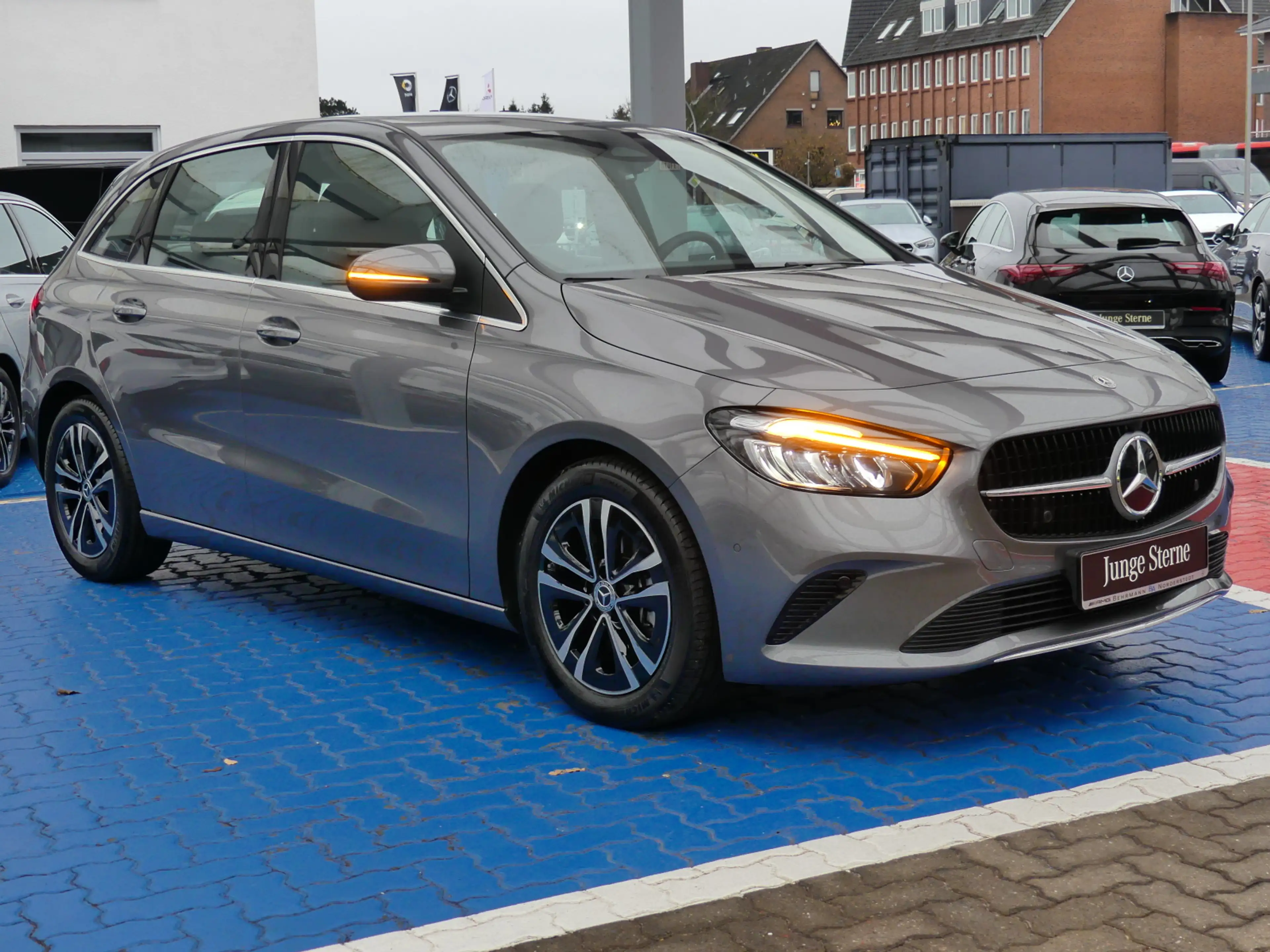 Mercedes-Benz B 180 B 180 Progressive +LED-Scheinw+AdvancePaket+MBUX — photo 12