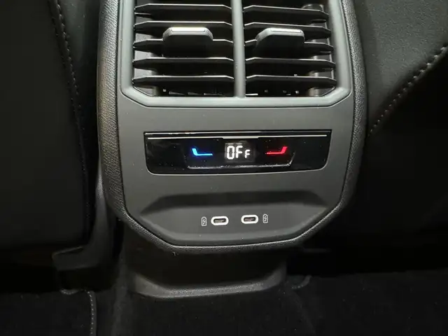 Cupra Leon view 19