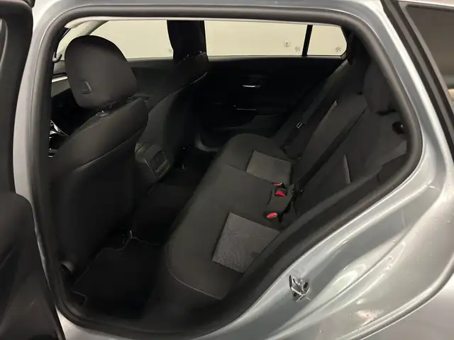 Mercedes-Benz C-Class view 10