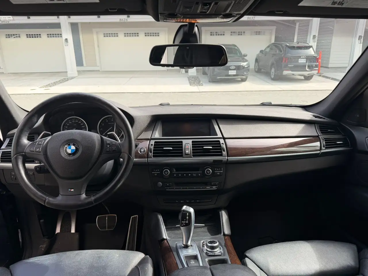 BMW X6 снимка BMW X6