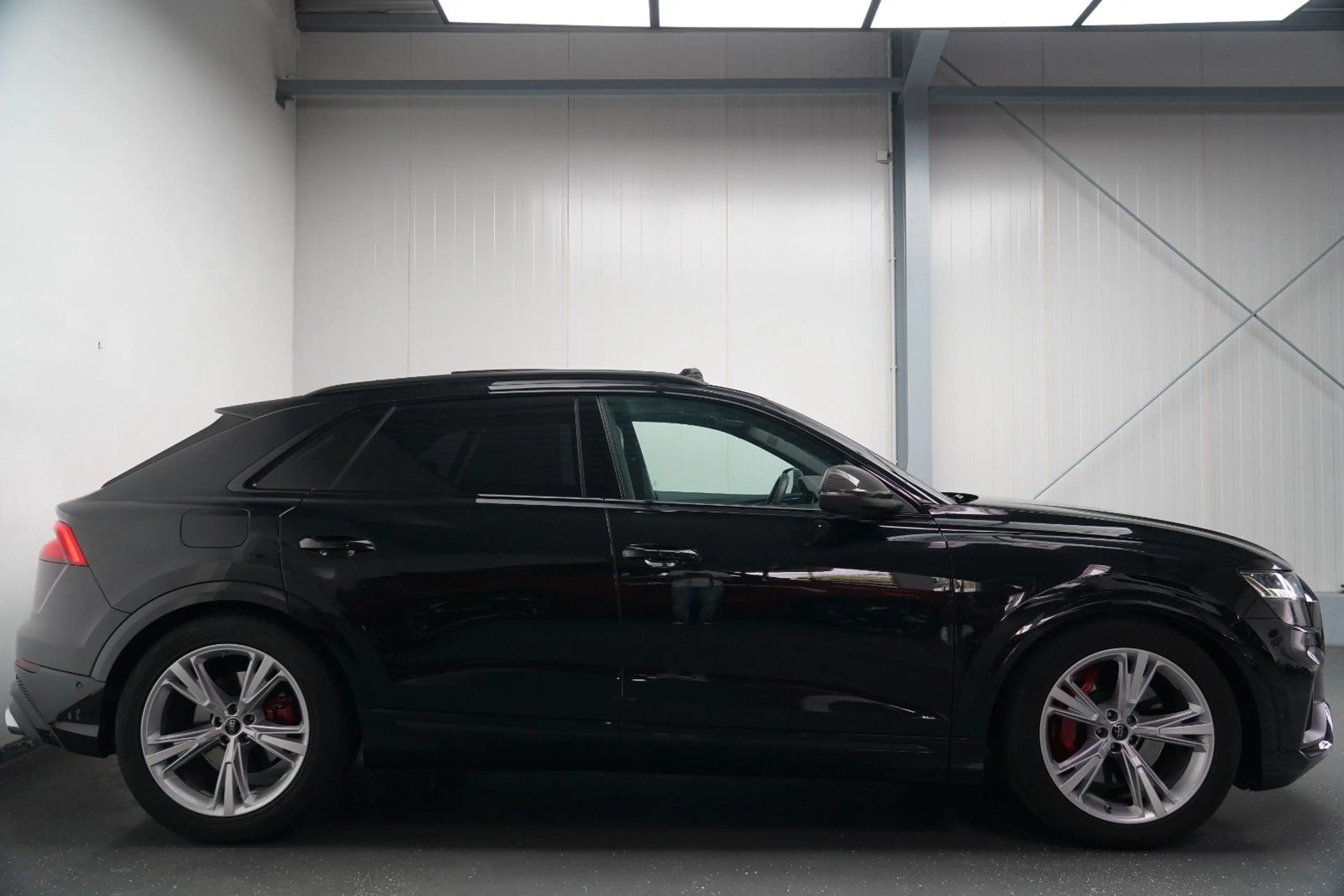 Audi SQ8 4.0TFSI quattro competition plus PANO 360 — photo 4