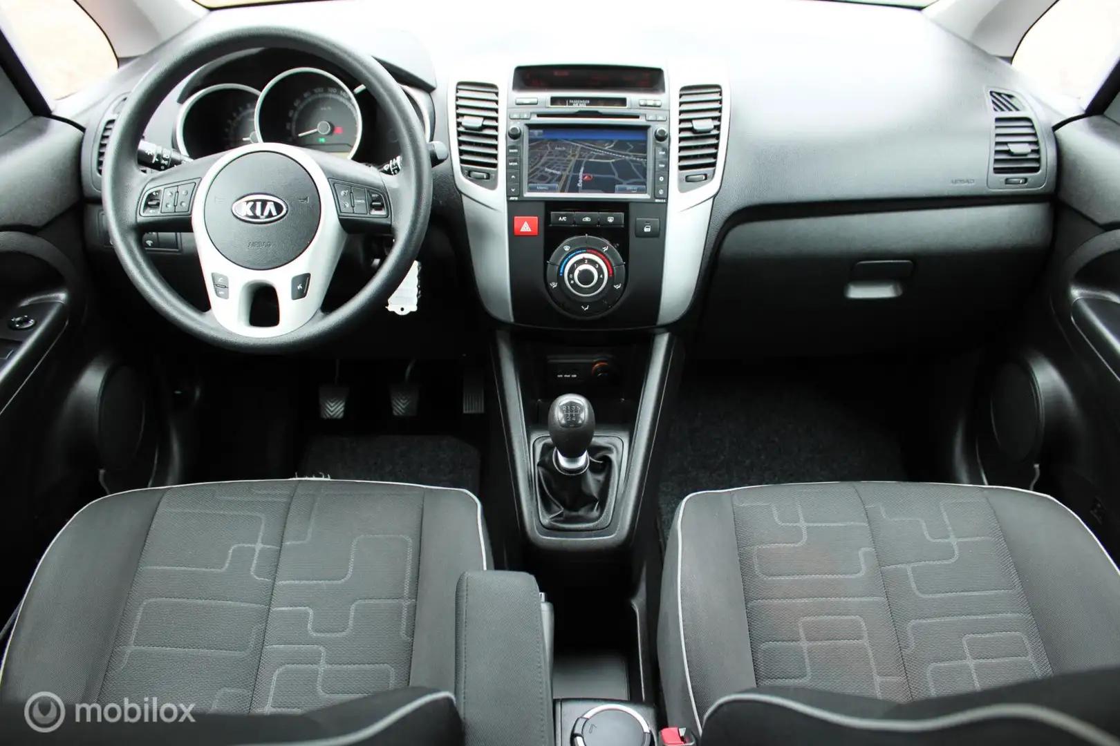 Kia Venga 1.4 CVVT Seven, 1ste eigenaar, Trekhaak, Camera, C Noir - 2