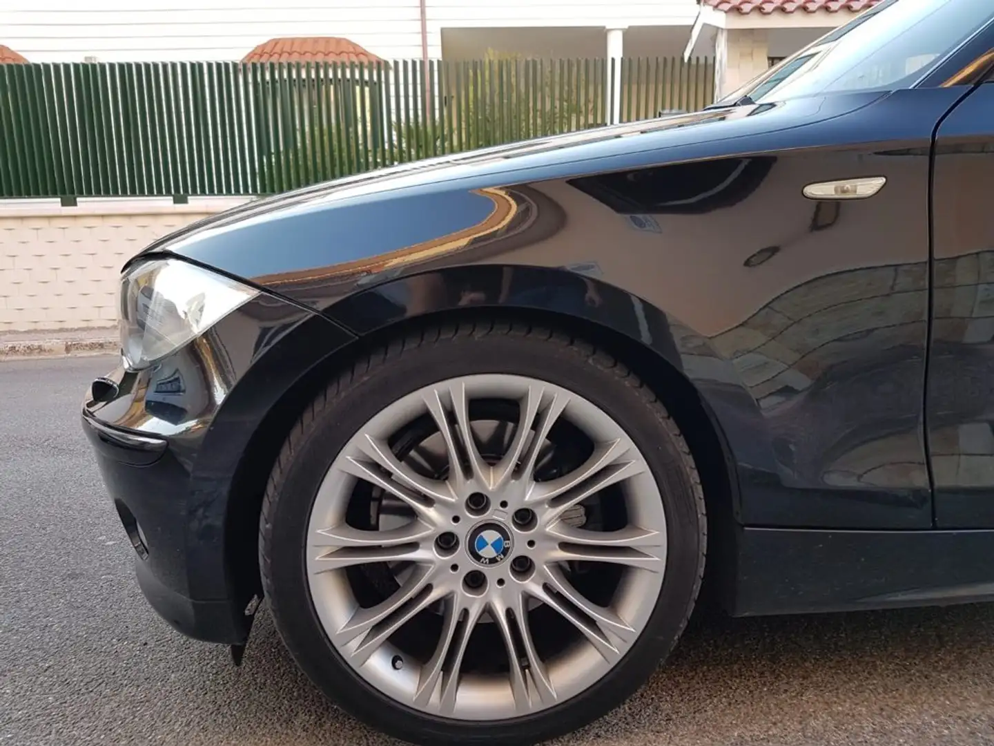 BMW 130 Serie 1 E87 2004 130i Msport Negru - 1