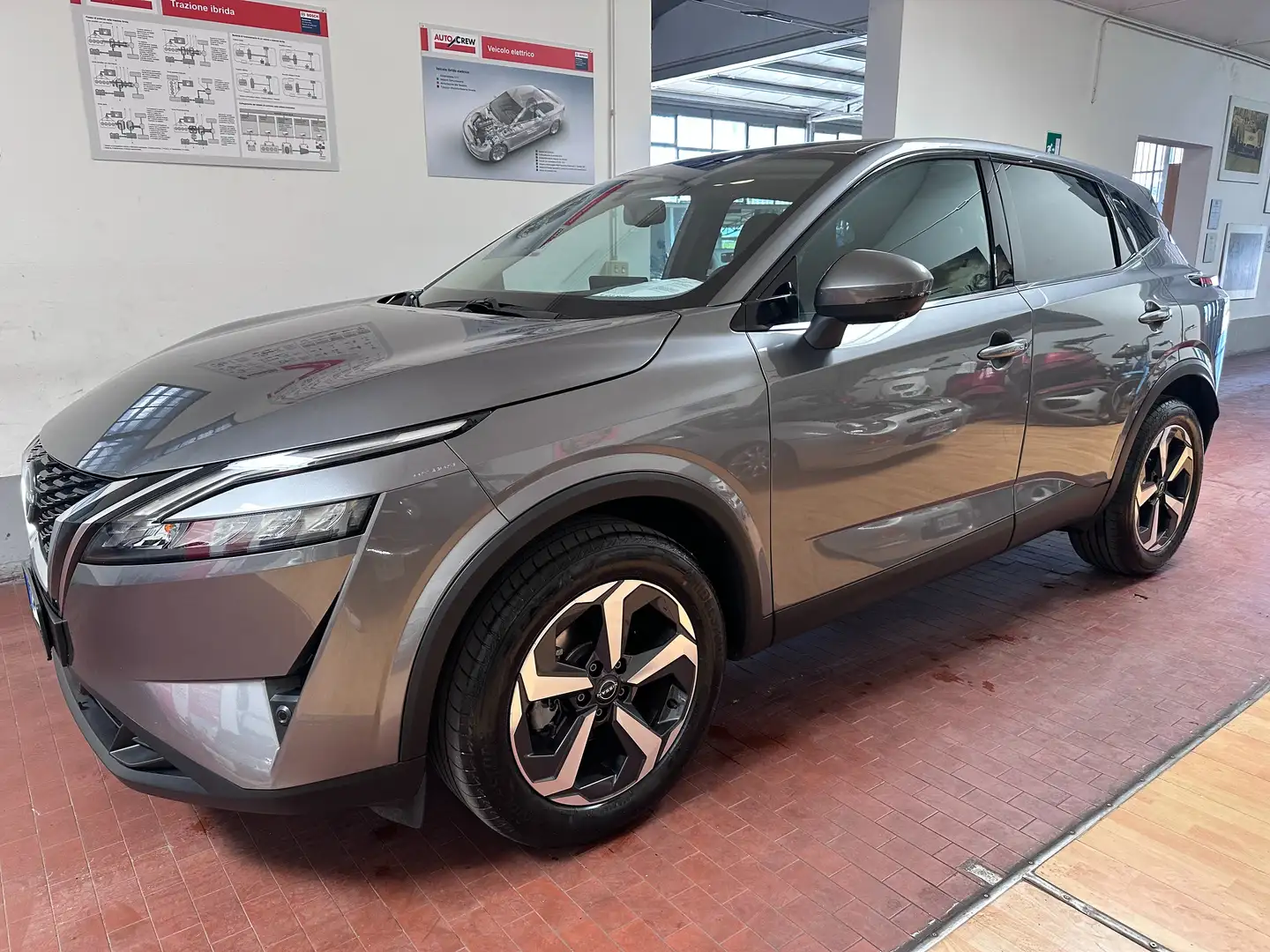 Nissan Qashqai Qashqai 1.3 mhev N-Connecta 2wd 140cv ruotino Gris - 1